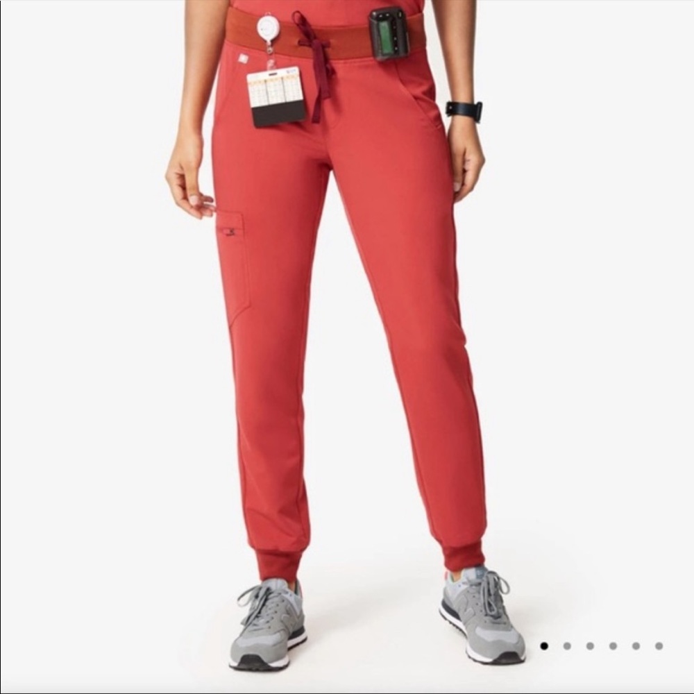 ✨FIGS✨ Brand Zamora Jogger scrub pants in limited edition color Clay
